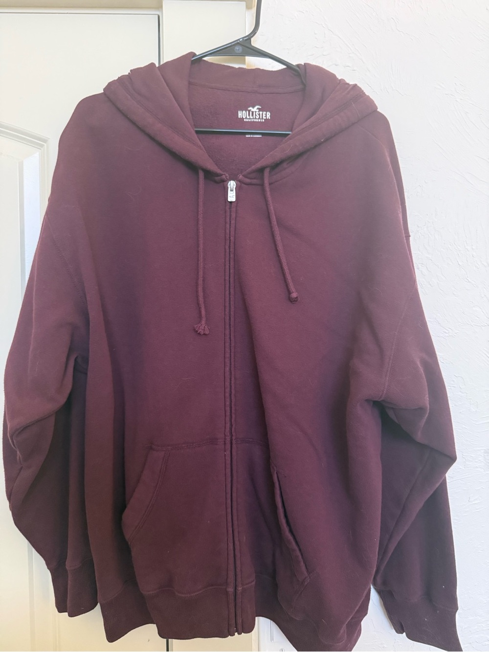 Hollister Women’s Maroon Zip-Up Hoodie